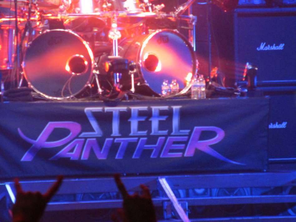 steel_panther_2012-11-15 22-30-24 kieron atkinson